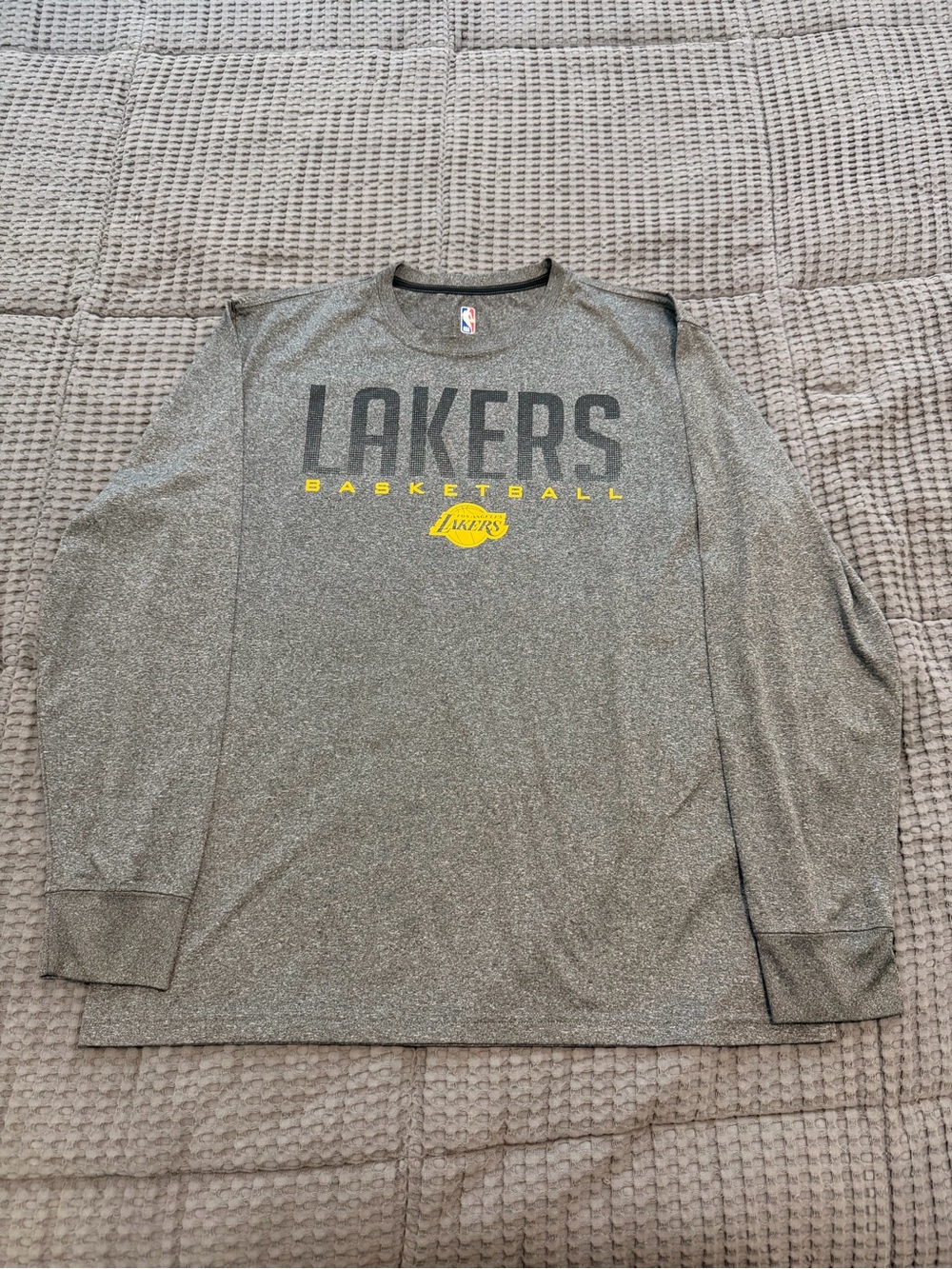 Unk Gray Lakers Long-Sleeve Basketball Tee with Yellow Logo